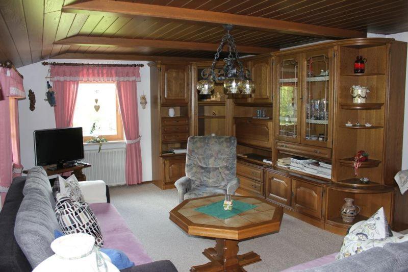 Ferienwohnung Sattler Neukirchen am Teisenberg Ngoại thất bức ảnh
